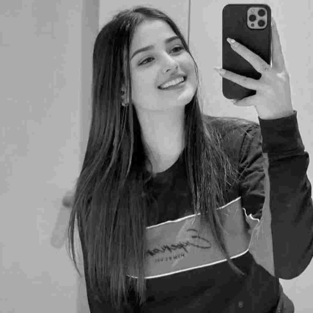 Instagram DP For Girls Black