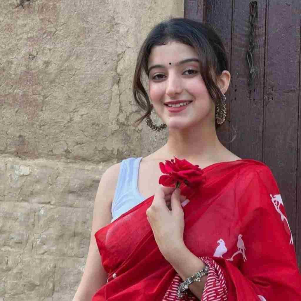 Cute Insta DP for Girls