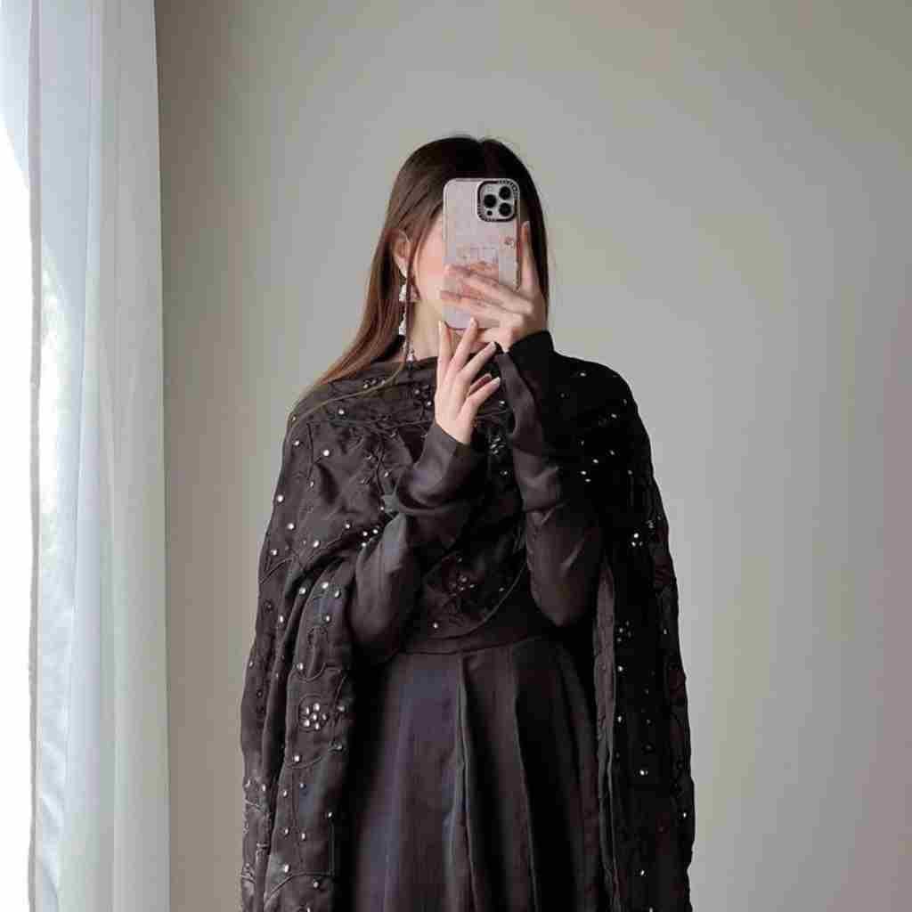 Cute Insta DP for Girls