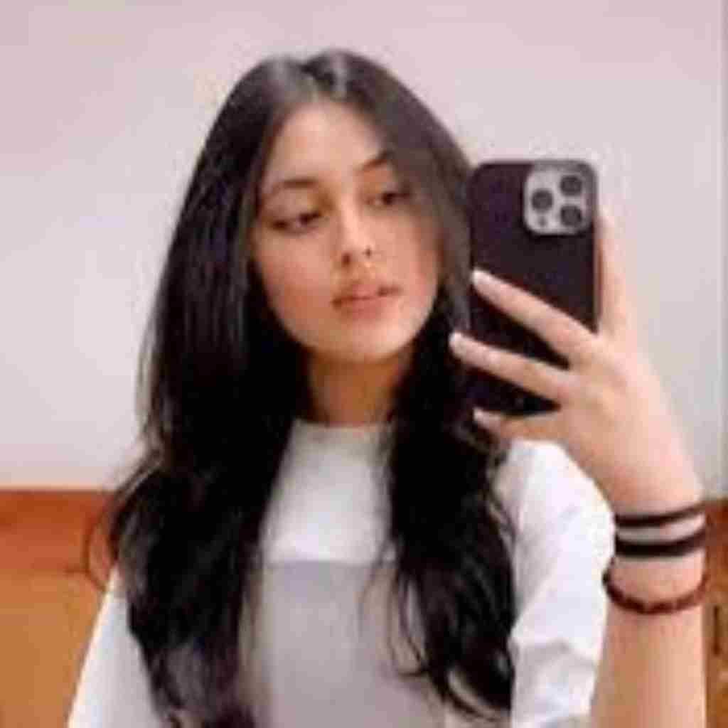 Unique Cute Insta DP